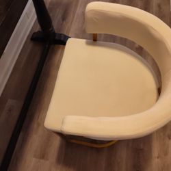 Beautiful Ivory & Gold Counter Height Chairs (4)