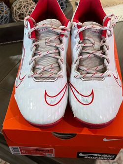 BIG KIDS BASEBALL CLEATS SIZE 6 youth