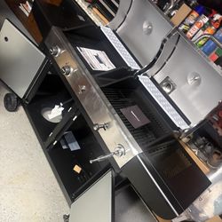 Gas And Charcoal Grill
