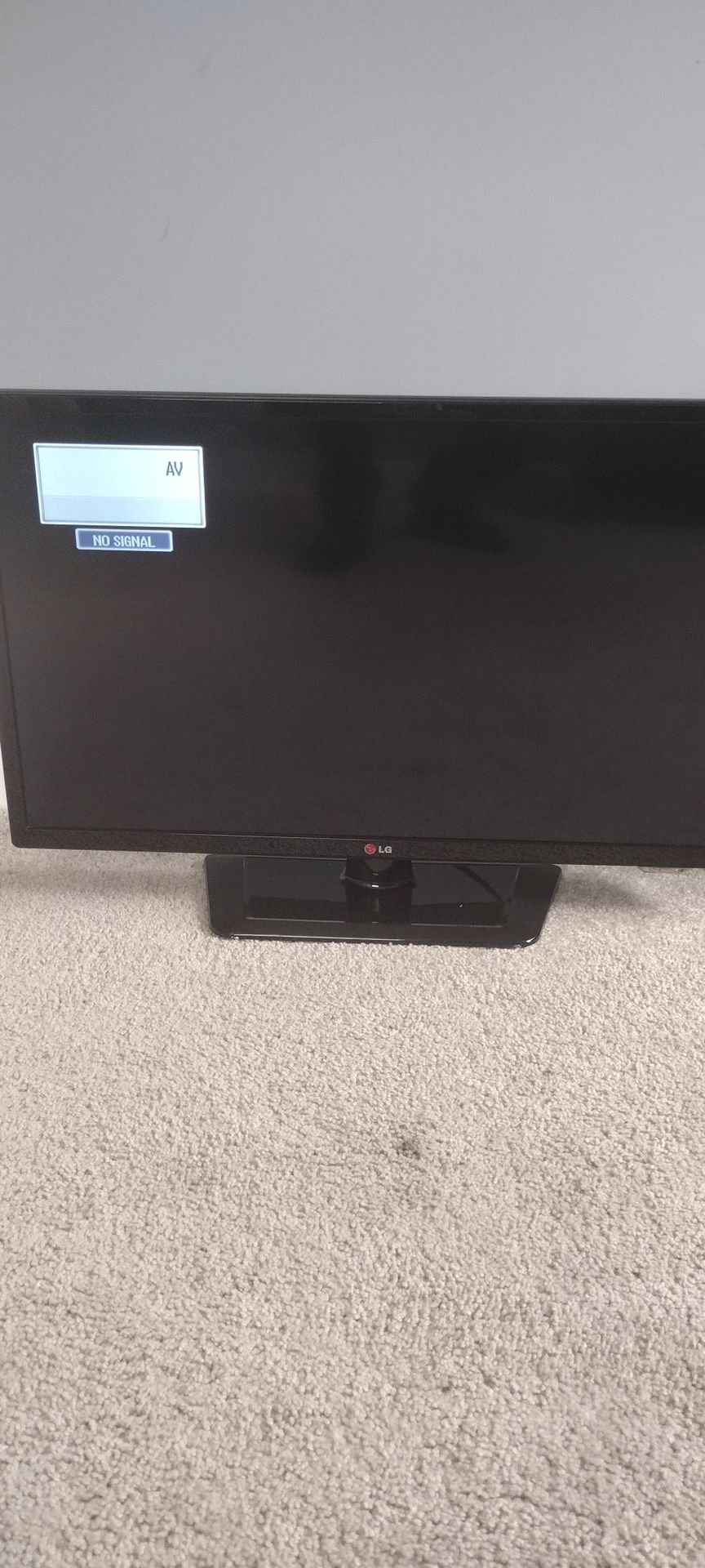 LG 32 Inch TV