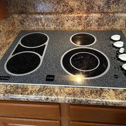 29” GE Profile Drop in Glass Stovetop 