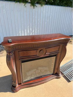 Wood mantle electric fireplace heater