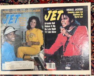 JET MAGAZINE MICHAEL JACKSON CONQUERS JAPAN/ MICHAEL WITH LATOYA JACKSON 1980/87