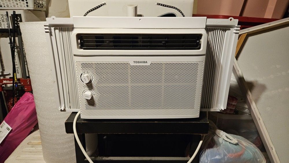 Toshiba 5000 Btu AC