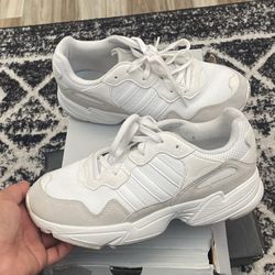 Adidas Torsion Size 6 1/2