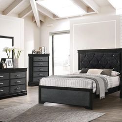 4pc Bedroom Set $599 Queen $699 Eastern King Includes Bedframe Dresser Mirror Nightstand Black Bedroom Set