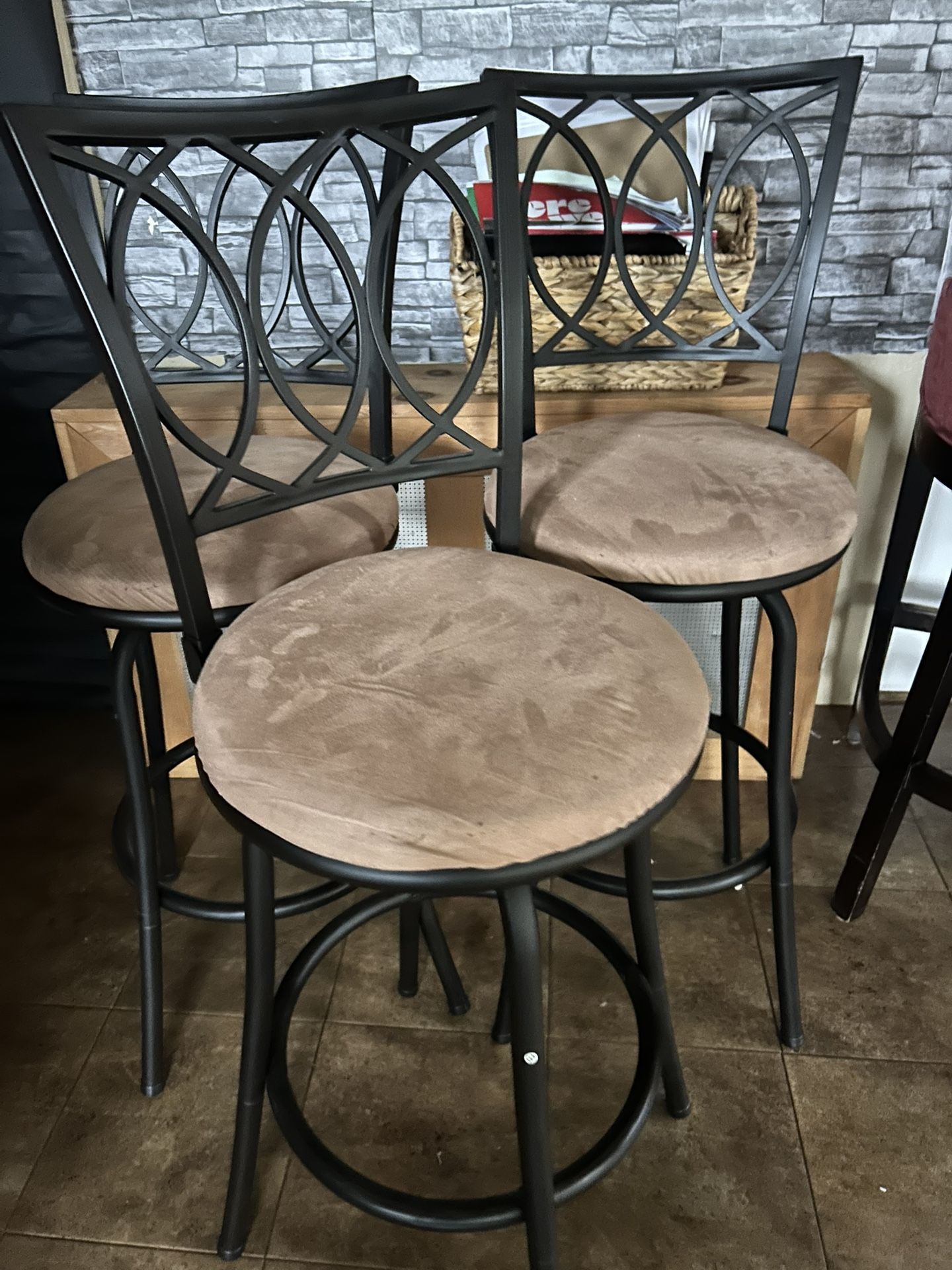 3 Nice Good Conditions Stool