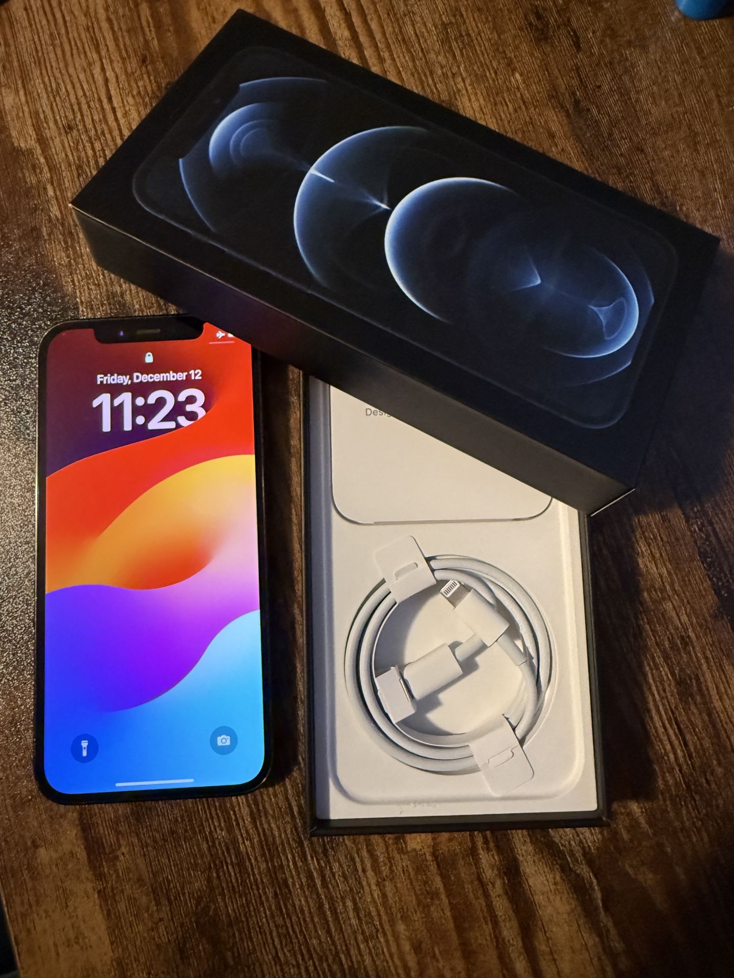 iPhone 12 Pro 256GB Pacific Blue Unlocked Model A2341 w/orig box & new cable. Great Condition!!