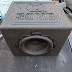 ROCKFORD FOSGATE 10 IN SUB (WITH BOX)