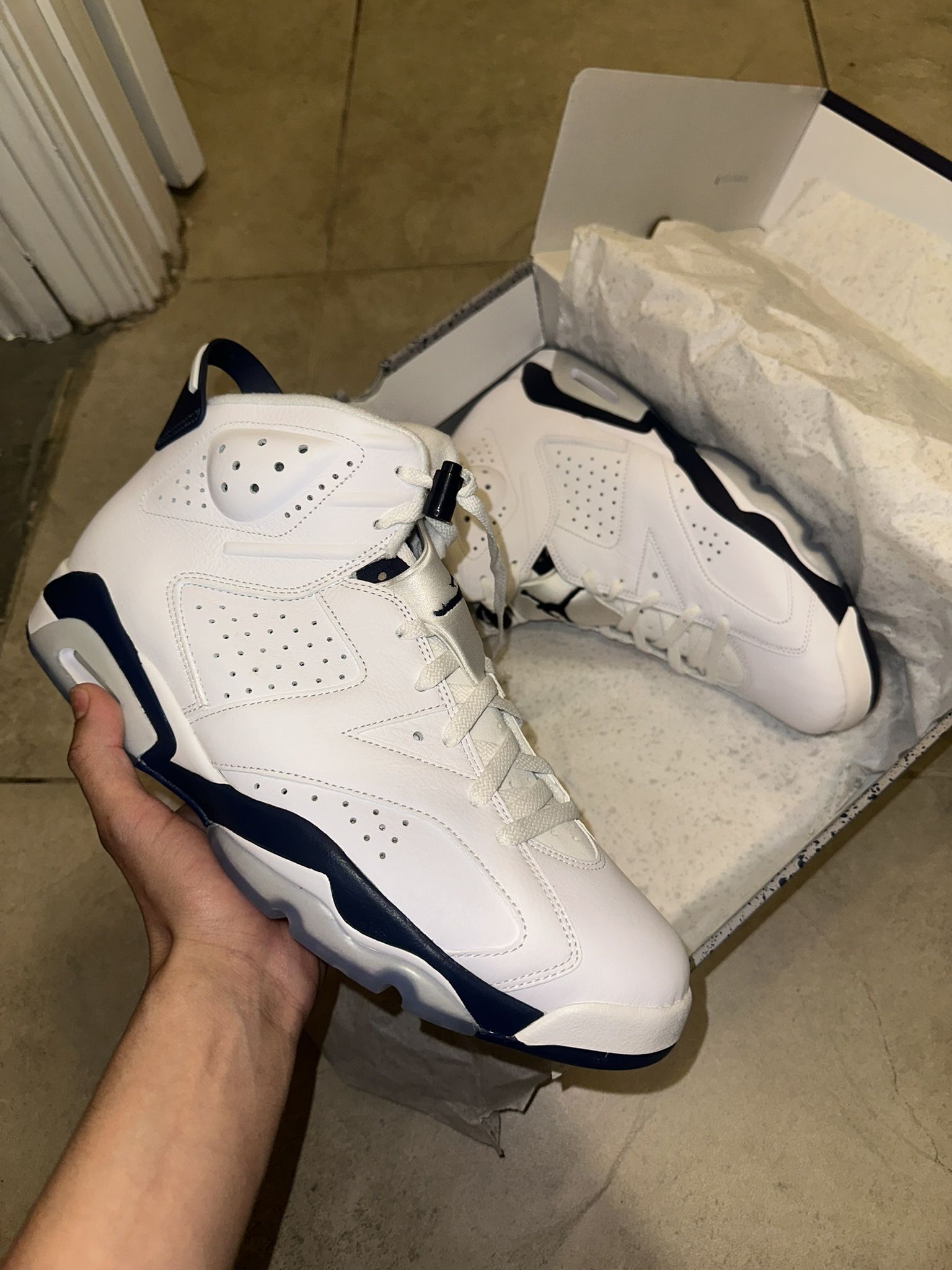 New Size 14M - Jordan 6 Midnight Navy