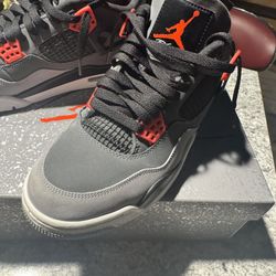 Jordan 4