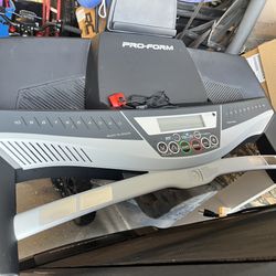 Treadmill. Pro-Form. Pro Shock Cushioning.