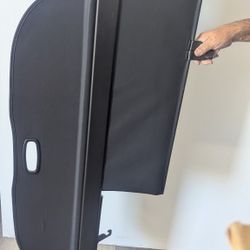 Audi Q3 Trunk Cover Black 