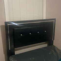 Headboard 