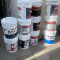 5 Gallons Buckets