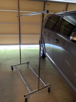 Clothes rack, heavy duty on rollers