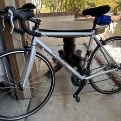 Vilano  Road Bike 21 Speed