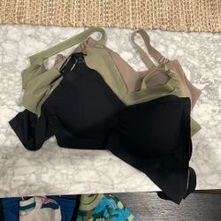 Nursing Bra (Pregnancy Items For Sale)