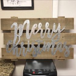Wooden Pallet Galvanized Metal Merry Christmas Holiday Sign