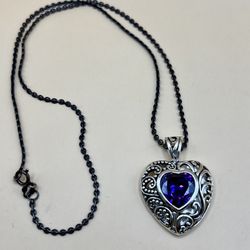 Valentines Day Sterling Silver Heart Shape Necklace Set Hand Carved With Ame