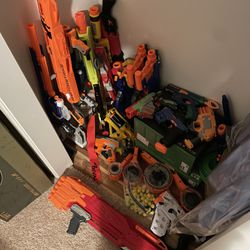 (READ DESCRIPTION) Nerf guns For Sale, Very Cheap, Give Me Your Best Offer