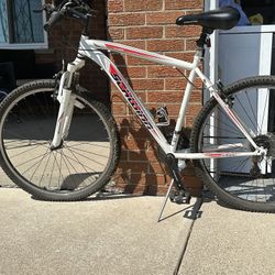 Men’s Schwinn 26” Bike 