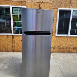 28X29X68 WHIRLPOOL FRIDGE 18CUFT SILVER 