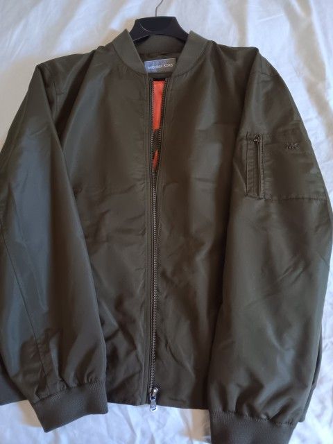 BRAND NEW
$90