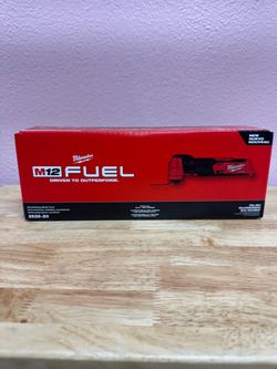 Milwaukee M12 FUEL Oscillating Multi-Tool 2526-20