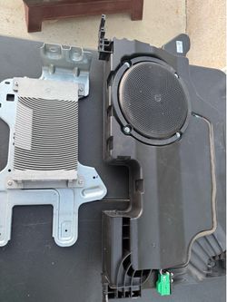 Factory amp and sub woofer