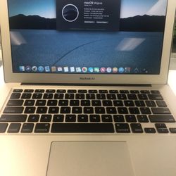 MacBook Air 2015 excellent condition 256 GB storage 4 GB RAM