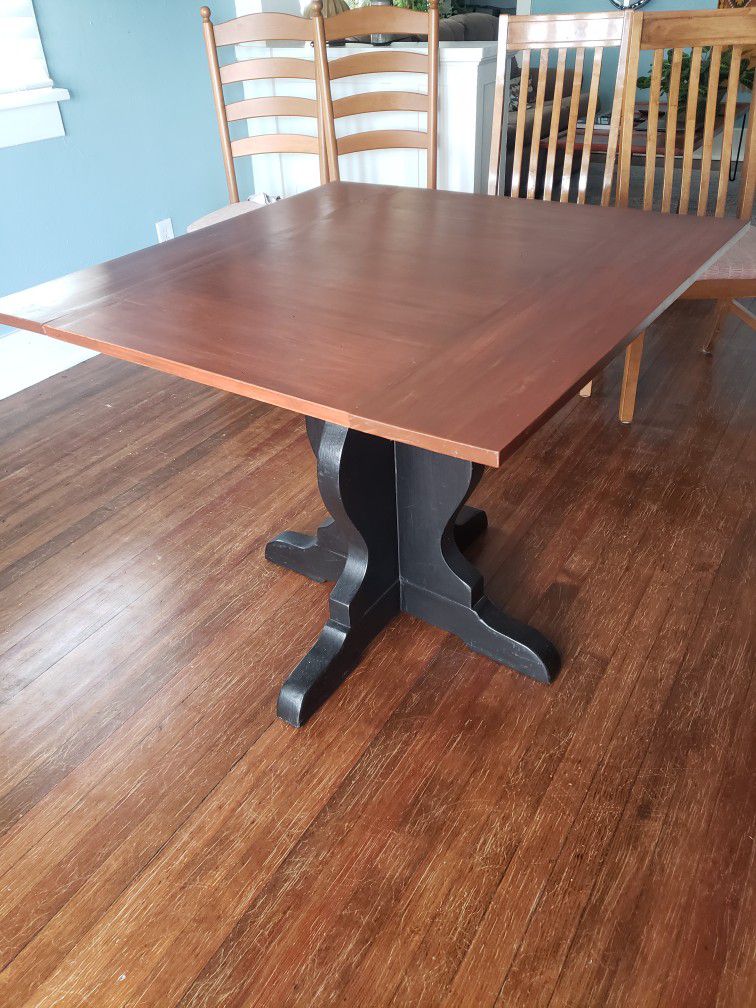 Dining Table (Make Offer)