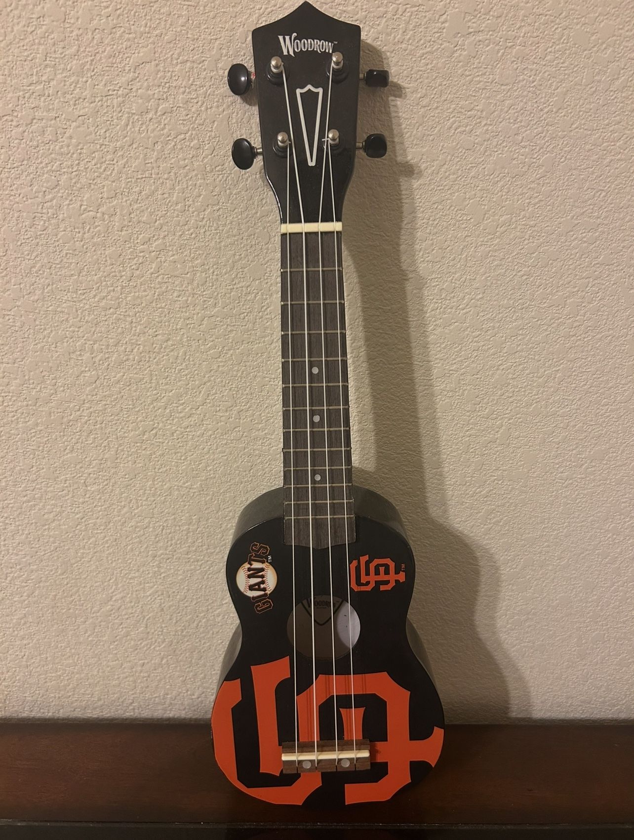 Ukulele Woodrow