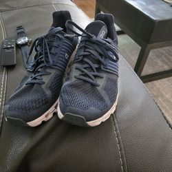 On Cloud Swift size 10 mens