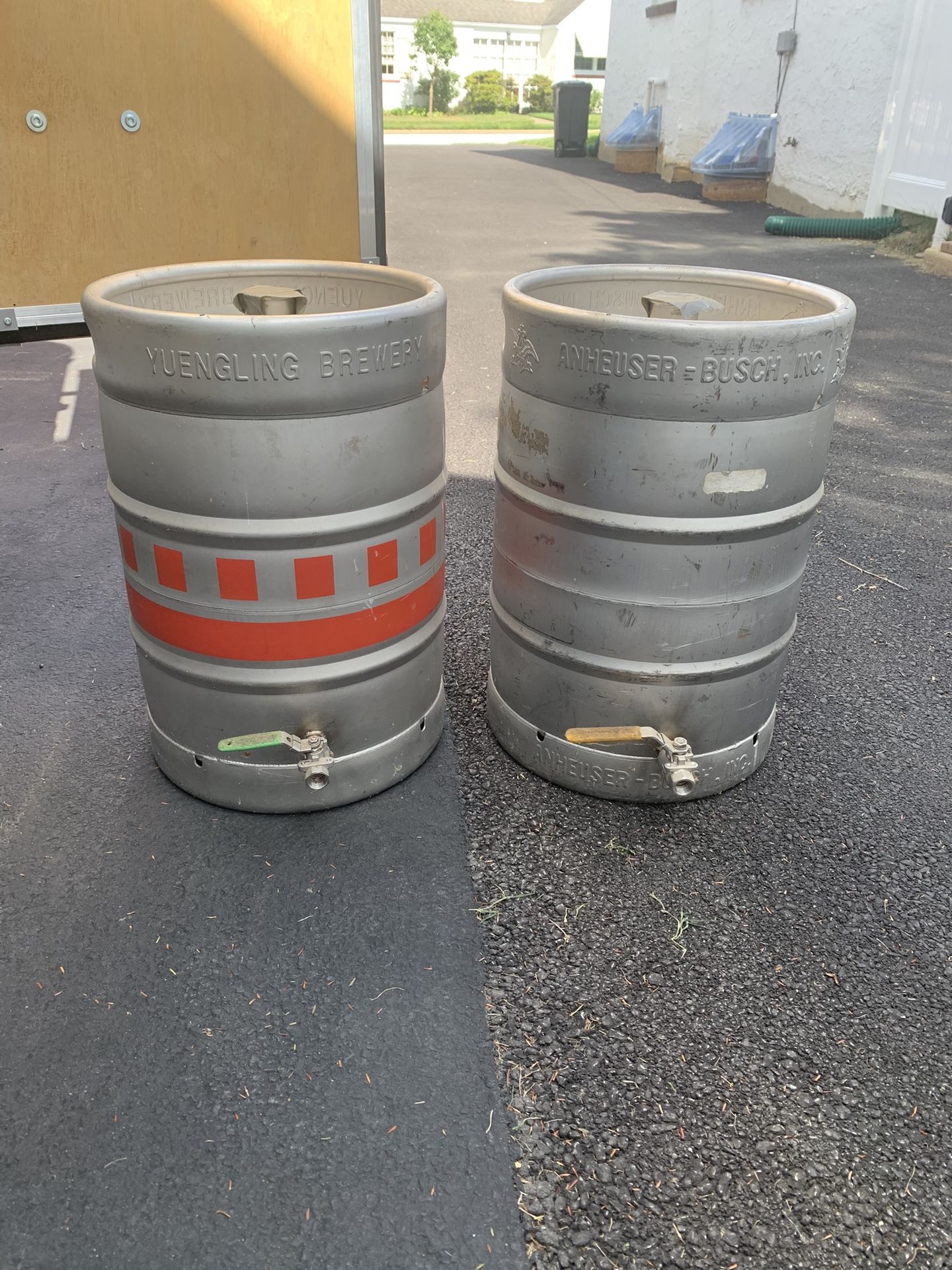 1/2 Keg With Drain Stainless Steel Drain Valve Made Wine In Them