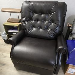 Brand New Heritage 358 HD XXL Lift Recliner