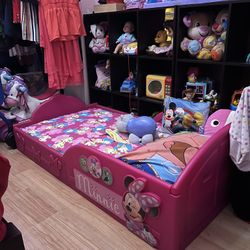 Doll Houses And Others Kids Toys 