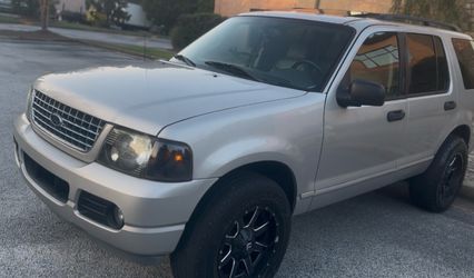 2004 Ford Explorer