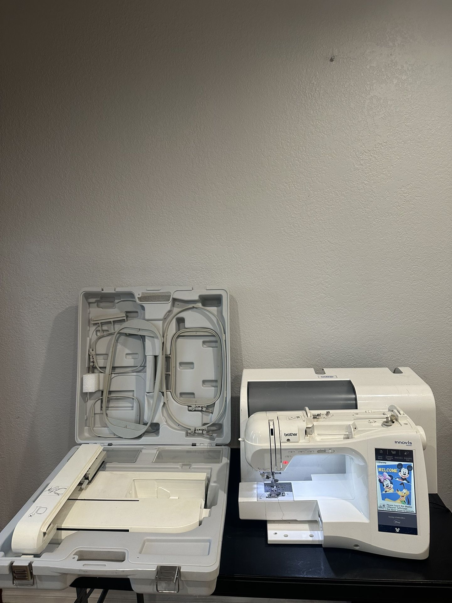 Brother Innov-is 2800D Disney Computerized Sewing Embroidery Machine -