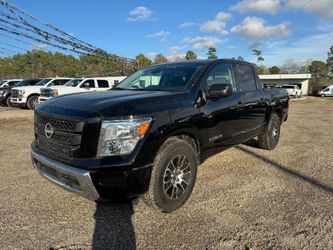 2023 Nissan TITAN