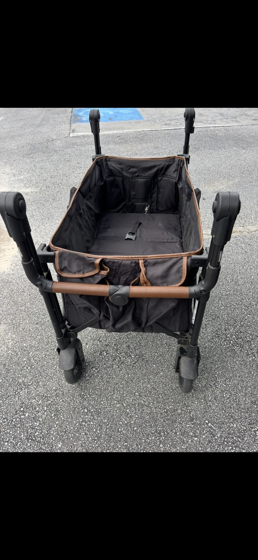 Delta Children Wagon