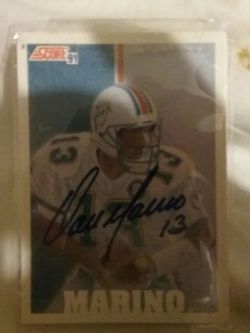 SCORE 91 Signed DAN MARINO TEAM MVP 632 1991 CARD for