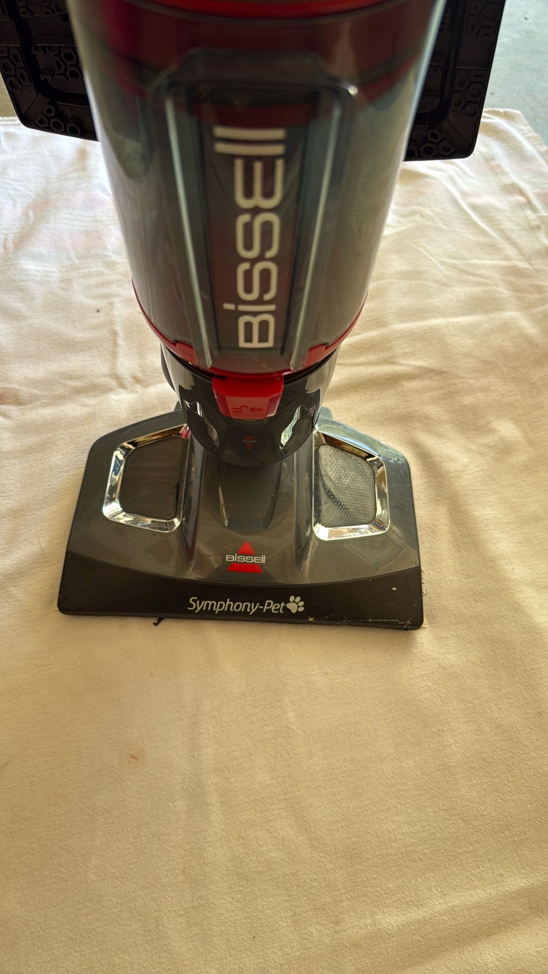 Bissell Symphony Vacuum and Steam Mop with 2 Mop Pads, 1132 Asking price is $90.00 Pick up only In Powder Springs Ga 30127
