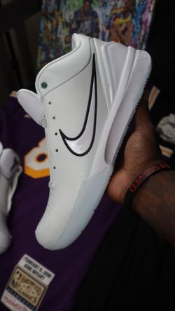 Kobe 4 Draft Day "CELTICS" Brand New