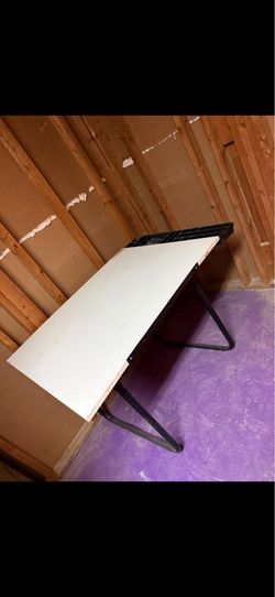 Drafting table