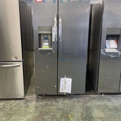Frigidaire Gallery Side-By-Side Refrigerator  NGXR