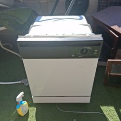 Dishwasher, lavadora de trastes
