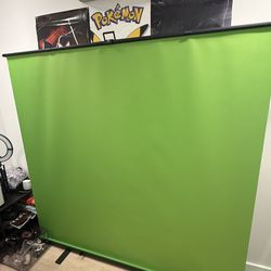 Green screen 72x85