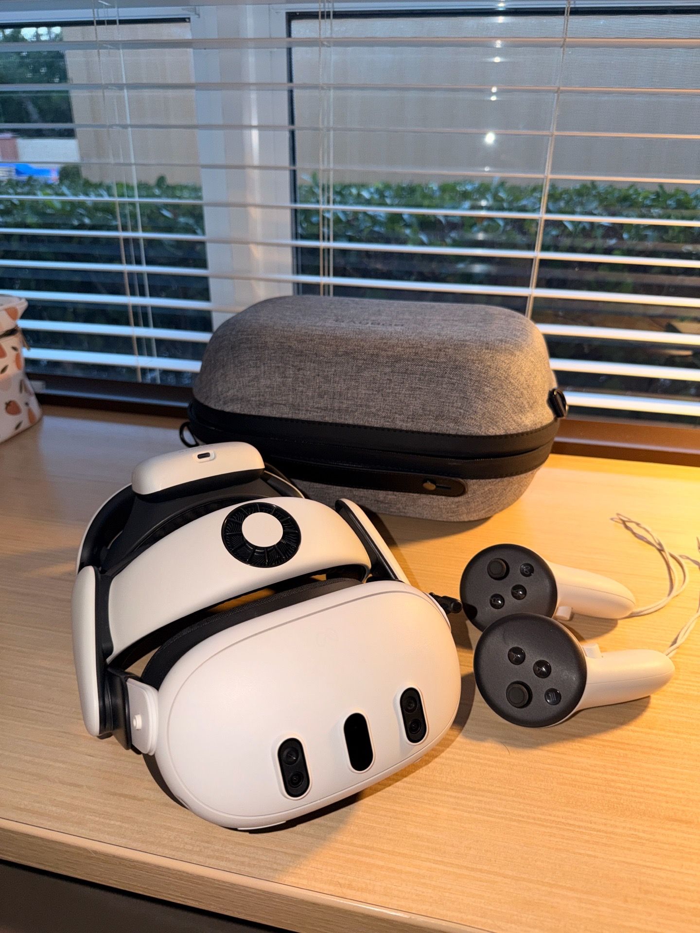 Meta Quest 3 512GB + BoboVR Strap & Case