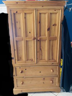 Armoire Dresser
